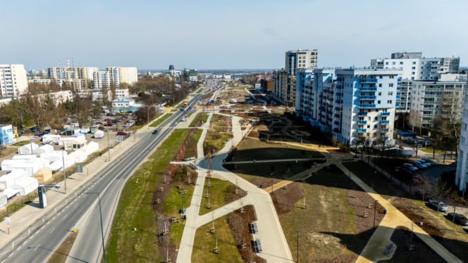 Park nad Południową Obwodnicą Warszawy w marcu 2026 r.