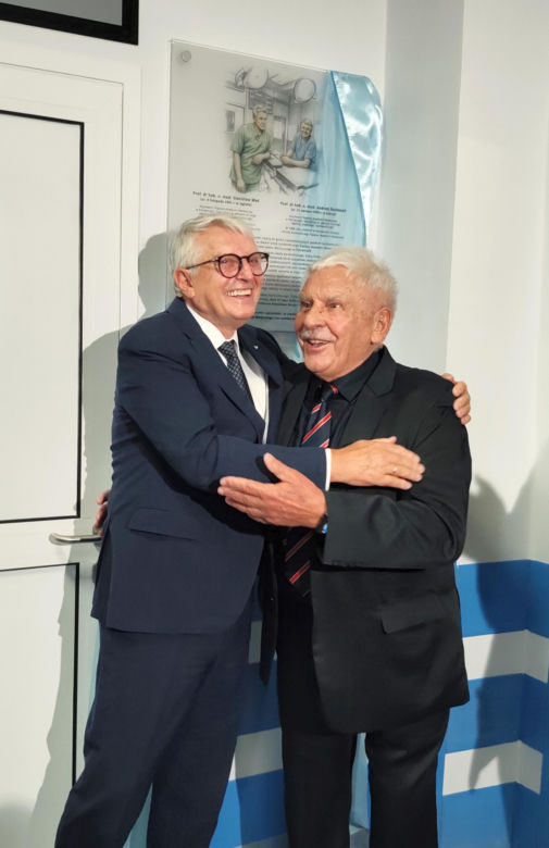 Szpital uhonorował wybitnych kardiochirurgów. Legendy skalpela otworzyły hybrydową salę operacyjną