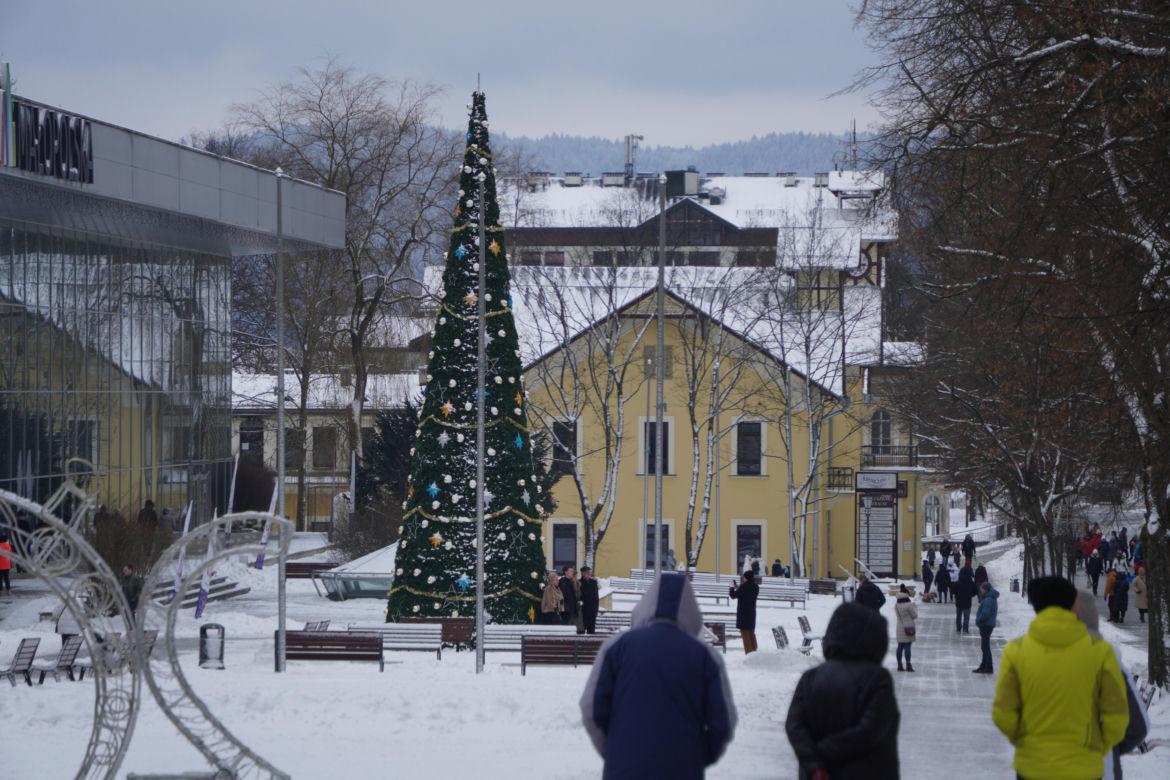 Przybywa turystów, ubywa mieszkańców. Nietypowy problem małopolskiego miasta