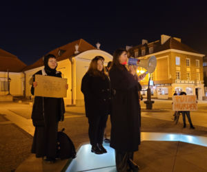 Manifestacja antywojenna na Rynku Kościuszki w Białymstoku [1.03.2022]