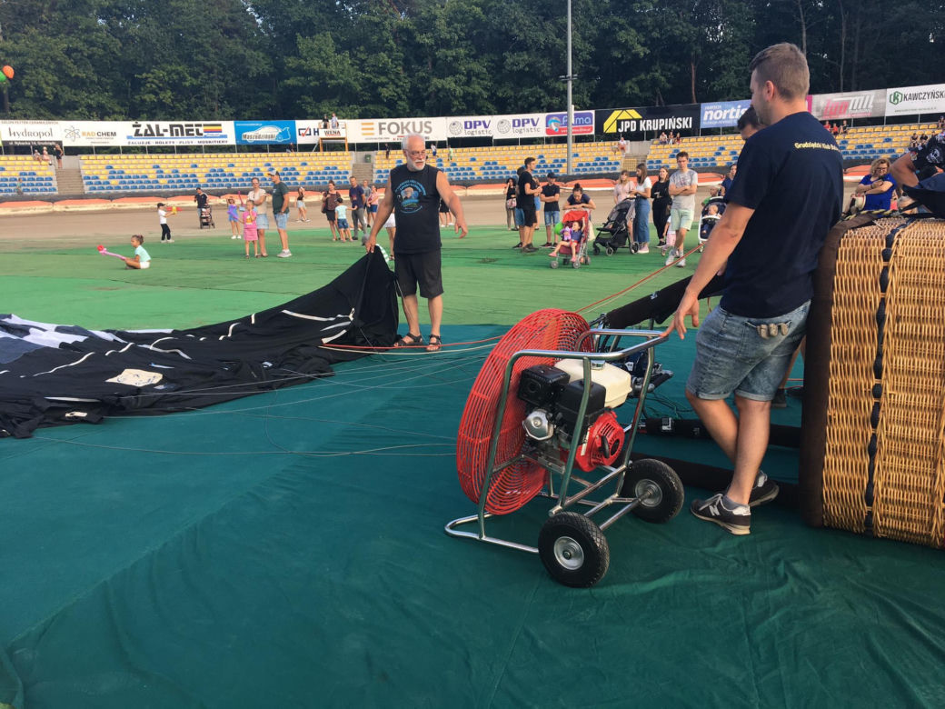 Fiesta balonowa na stadionie GKM-u Grudziądz