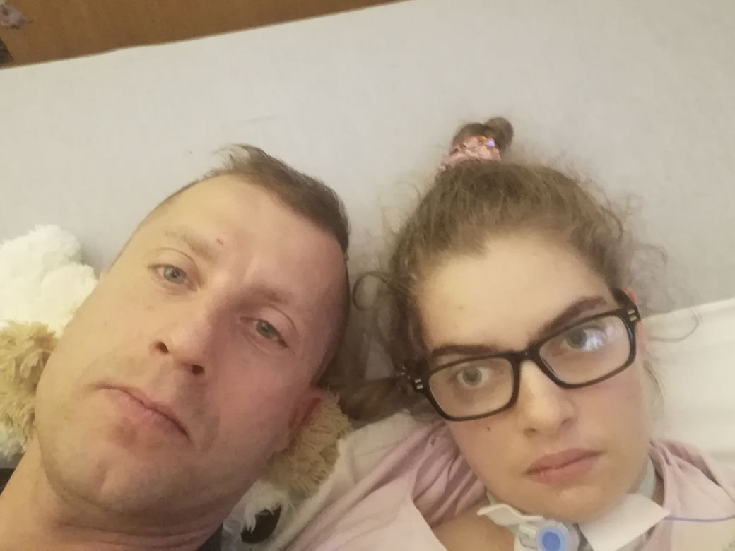 Samochód potrącił 18-latkę na pasach. Zamiast o medale, walczy o życie i zdrowie