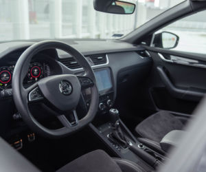 Skoda Octavia RS Challenge vs Peugeot 308 GTi