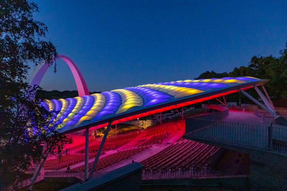 Testy iluminacji Teatru Letniego w Szczecinie