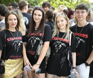 Drugi koncert The Weeknd w Warszawie. Najwierniejsi fani nie przestraszyli się morderczego upału. Znajdź się na zdjęciach