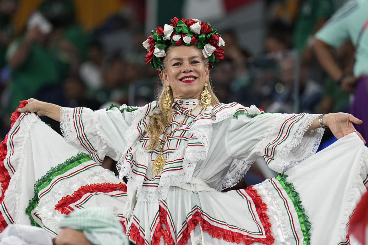Piękne fanki i przystojni kibice podczas Polska - Meksyk