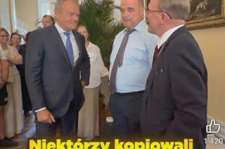 Artur Barciś chciał sprawdzić czy Tusk nosi perukę