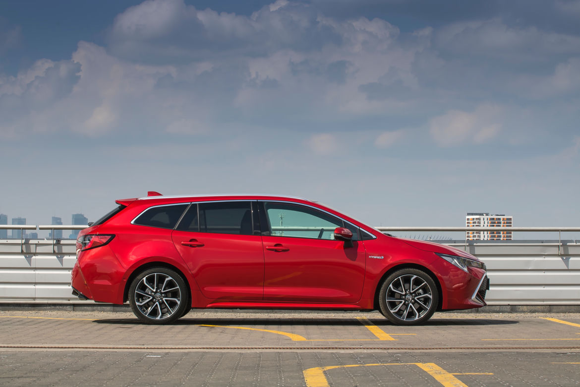 Toyota Corolla Touring Sports 2.0 Hybrid Dynamic Force 180 KM e-CVT Executive