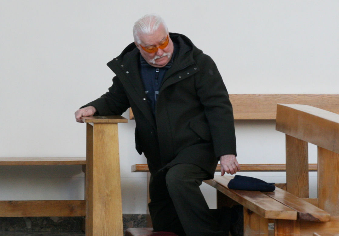 Lech Wałęsa na niedzielnej mszy