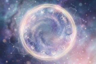 Horoskop na dziś, 21 lutego - Gwiazdy zachęcają, by wsłuchać się w wewnętrzny zew i podjąć autentyczne działania