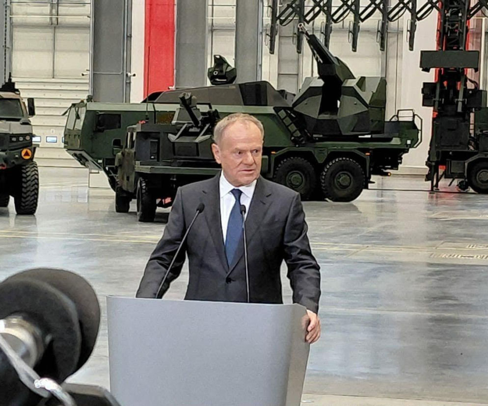 Podpisanie umowy na dostawę systemu San