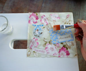 Taboret ze schodkiem IKEA w wersji decoupage