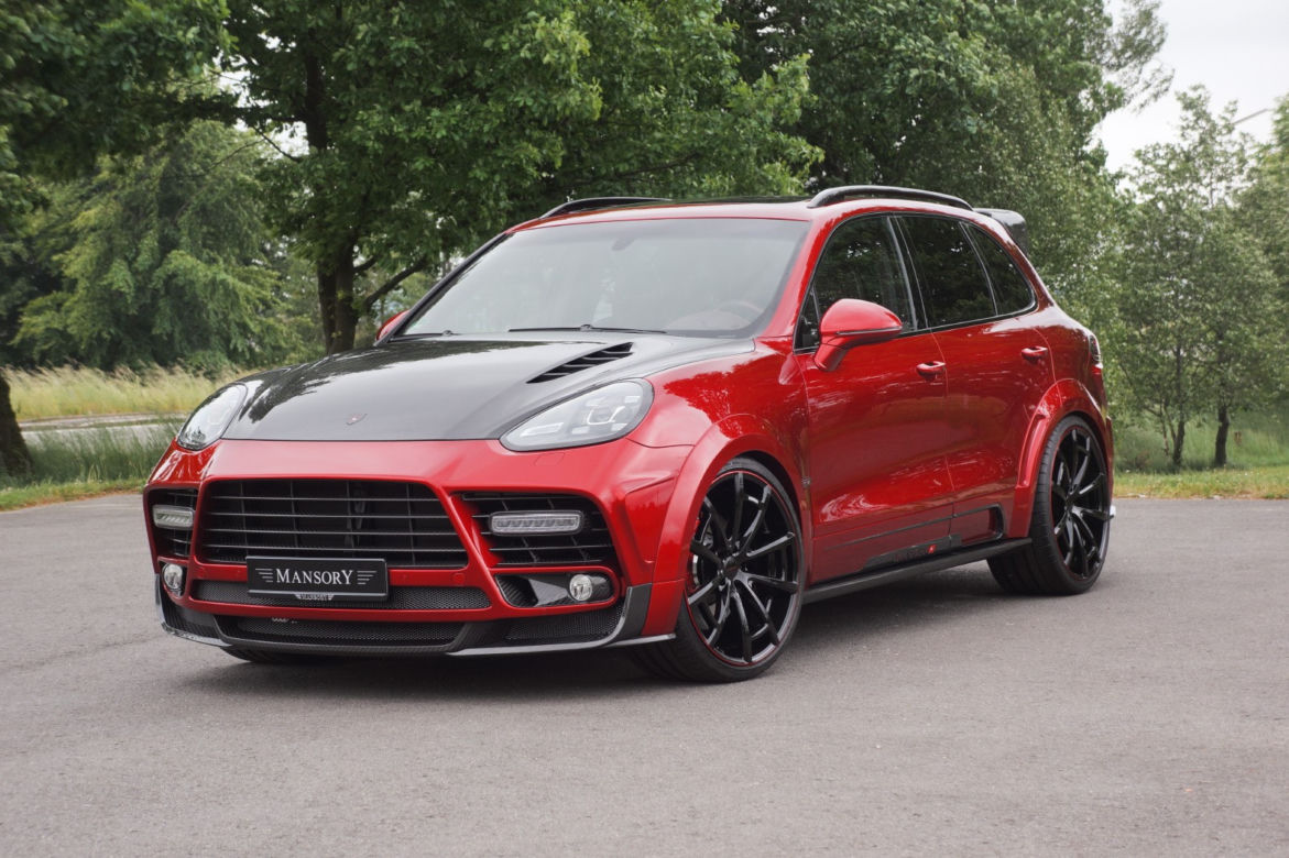 Porsche Cayenne Turbo S po tuningu Mansory