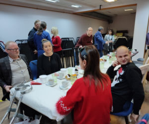 Prezenty dla Stowarzyszenia Nasz Dom - Nasz Świat wręczone