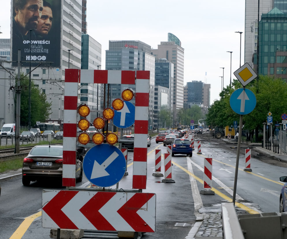 Remont al. Jana Pawła II paraliżuje stolicę