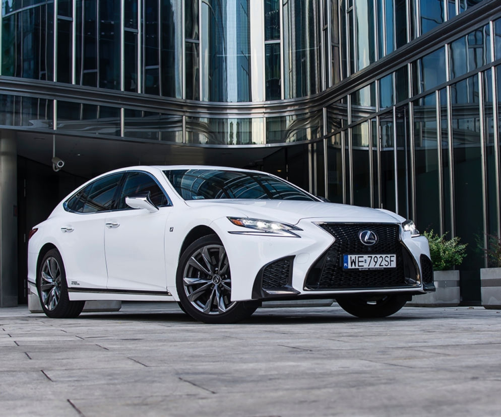 Lexus LS500h F-Sport