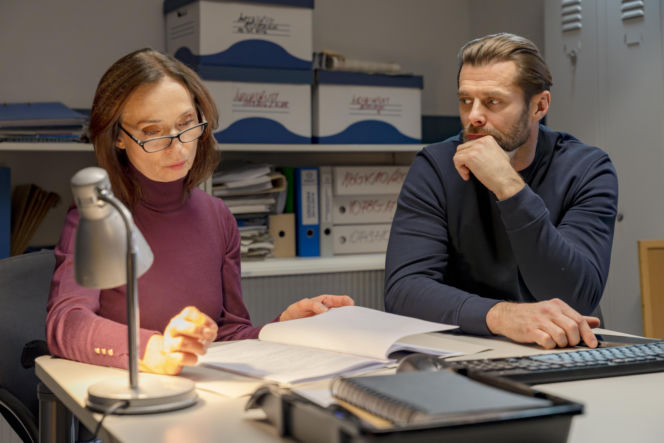 "Sprawiedliwi - Wydział Kryminalny", odcinek 1001: Kubis i Kujawińska muszą zapewnić ochronę świadkowi koronnemu