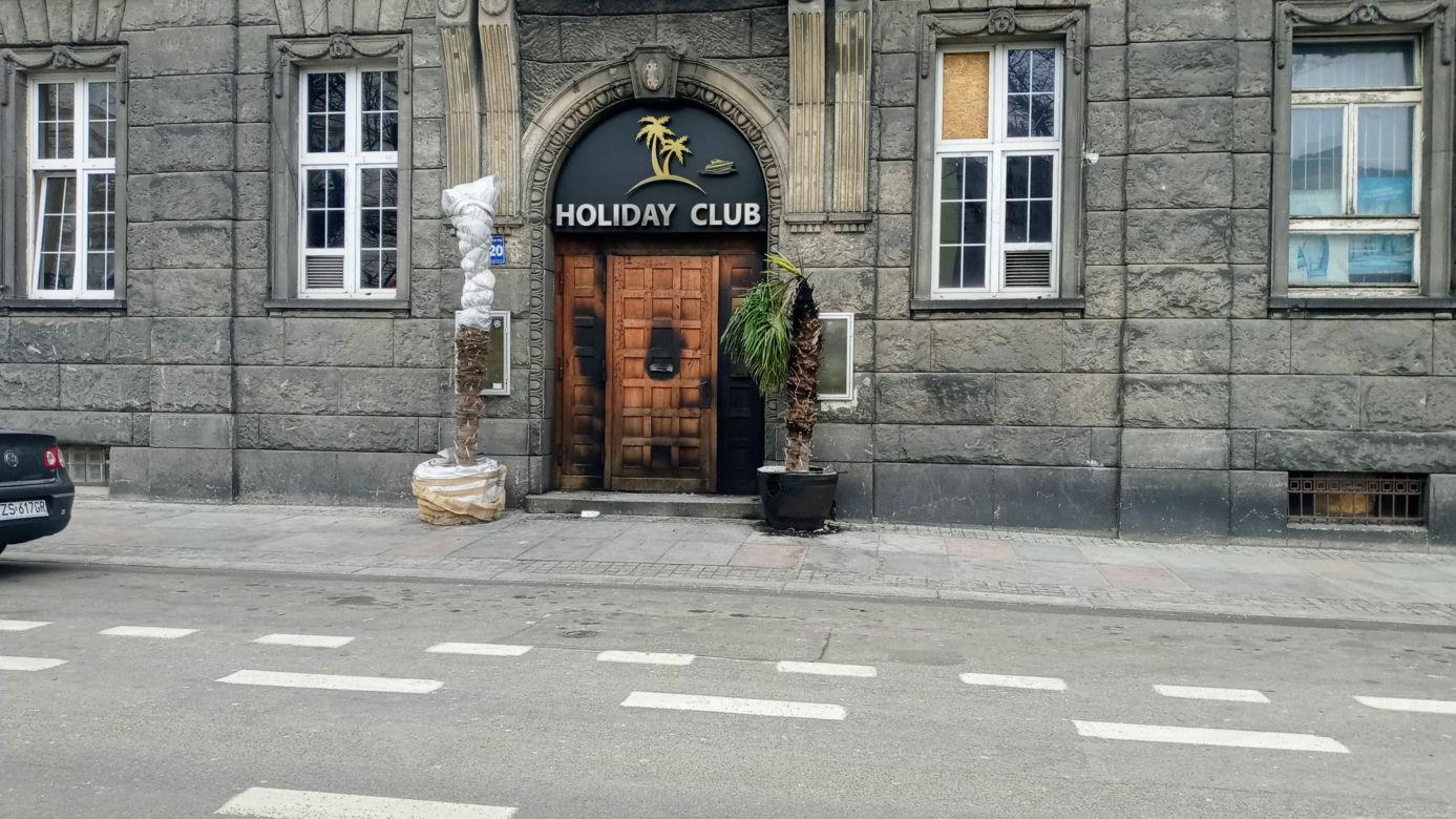 Podpalenie w Holiday Club