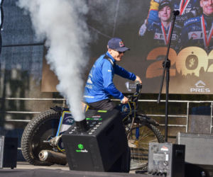 Tak PRES Toruń świętował mistrzostwo z kibicami! Feta pod Motoareną