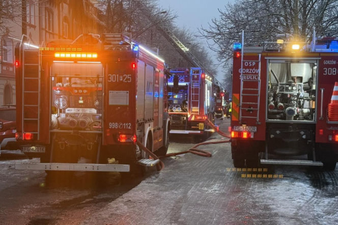 Pożar kamienicy na Zawarciu