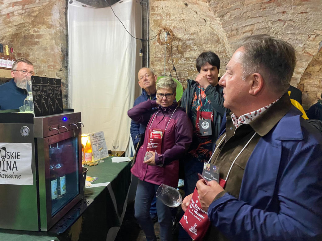 Robert Makłowicz w Zielonej Górze. III Lubuski Festiwal Otwartych Piwnic i Winnic