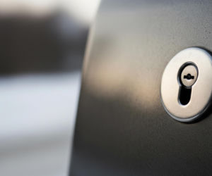 Brawurowa kradzież BMW X6. 21-latka zatrzymana po spektakularnym pościgu?