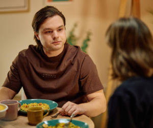 Na Wspólnej, odcinek 4187: Kalina w tarapatach! Łukasz informuje ją, że wciąż posiada kompromitujące nagranie ich schadzki