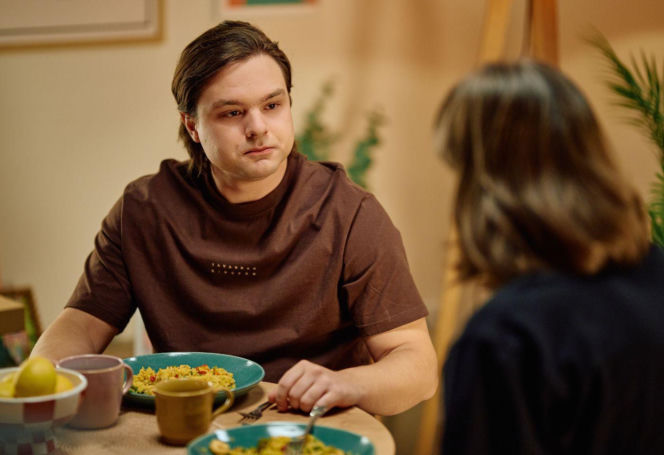 "Na Wspólnej", odcinek 4187: Kalina w tarapatach! Łukasz informuje ją, że wciąż posiada kompromitujące nagranie ich schadzki