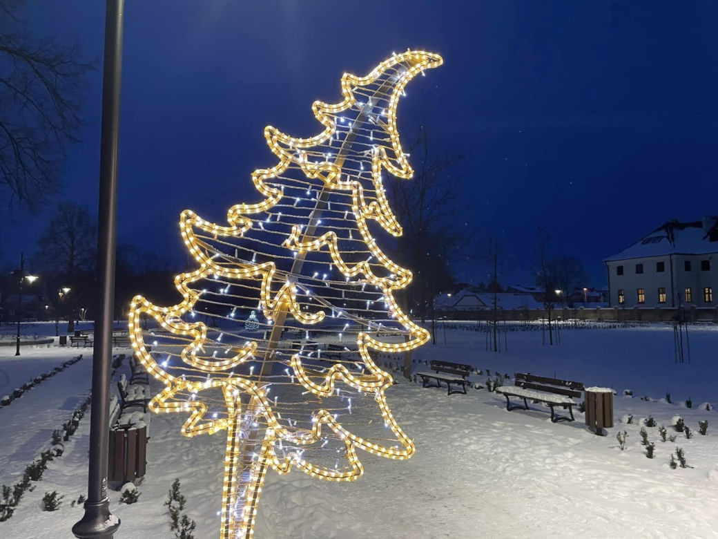 Świąteczne iluminacje w Węgrowie