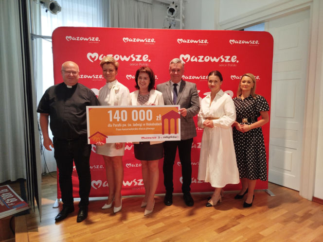 Będą remonty dróg, renowacja zabytków czy inwestycje wodno-kanalizacyjne. Ponad 18 mln zł z budżetu Mazowsza na inwestycje w powiecie siedleckim
