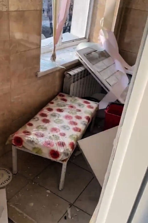   Zniszczony po rosyjskim nalocie sierociniec i szpital położniczy w Mariupolu