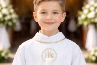 Prezent na komunię dla chłopca w 2026 roku. Te pięć gadżetów całkowicie wyparło tradycyjne upominki