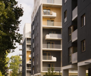 Kolejowa 19 w Warszawie, RISKARCH