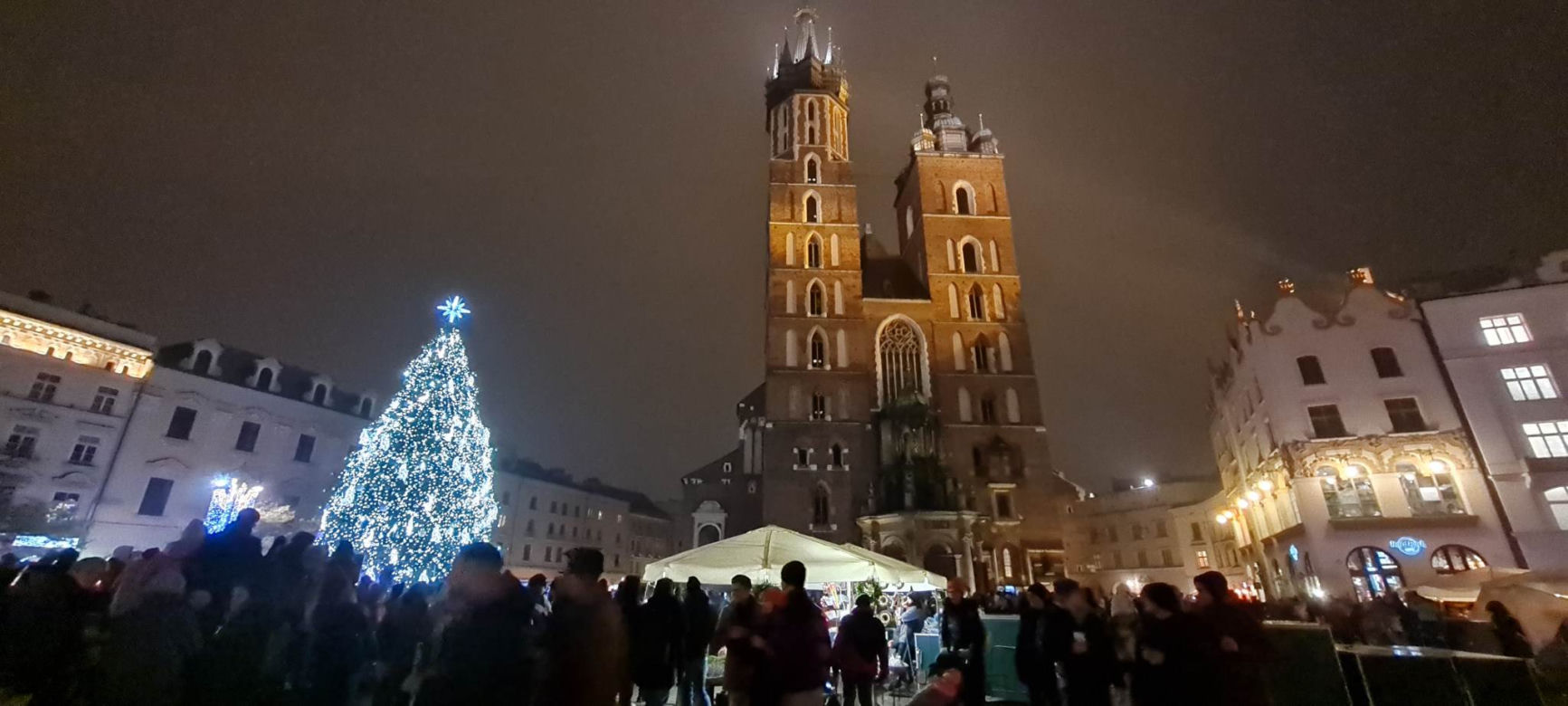 Choinka na Rynku Głównym w Krakowie