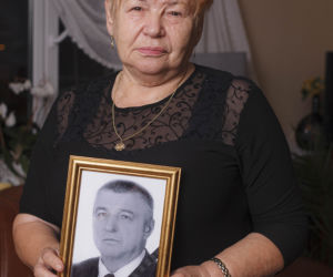 Wrzucili dziadka do worka i pochowali