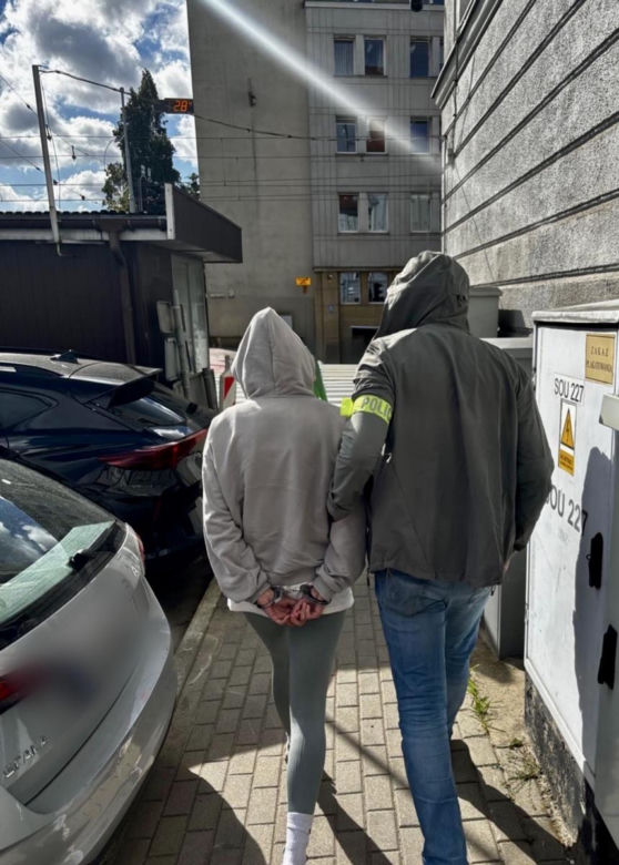 Łupem złodziei padały naturalne włosy wykorzystywane do przedłużania fryzur, a łączne straty przekroczyły milion złotych