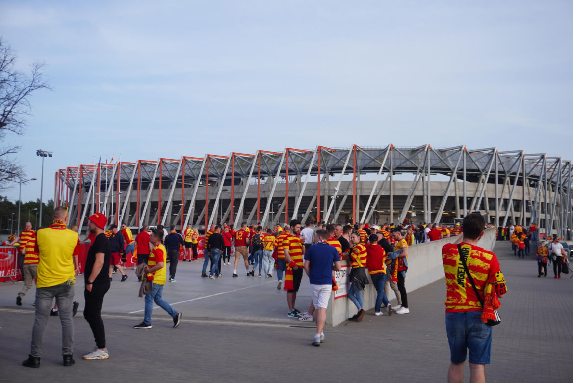 Kibice Jagiellonii Białystok przed meczem z Realem Betis 17.04.2025