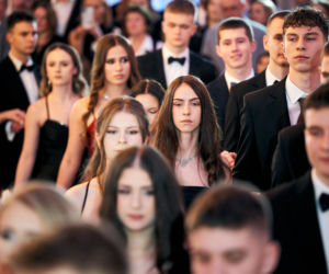 Studniówka siedleckiej Królówki 2026 - walc i polonez