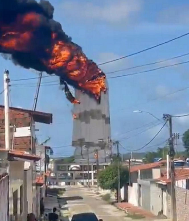 Spłonął 30-metrowy pomnik Matki Bożej Fatimskiej