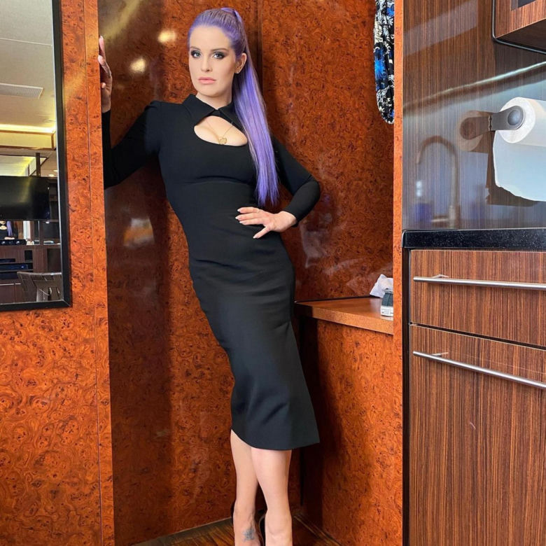 Szok! To jest Kelly Osbourne. Córka Ozzy'ego jest nierozpoznawalna niesamowicie schudła