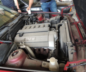 Bułgaria. Odnaleziono w magazynie 11 fabrycznie nowych BMW E34