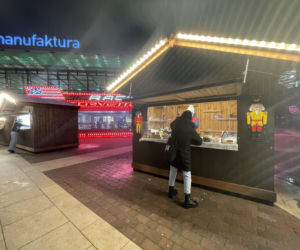 Pokémony, różowe gofry i zaskakujące różnice w cenach. Porównaliśmy łódzkie jarmarki