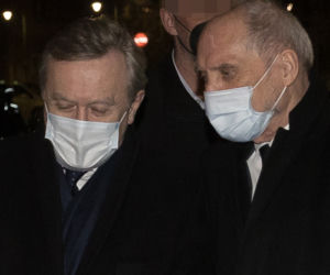Nocna narada PiS w Krakowie