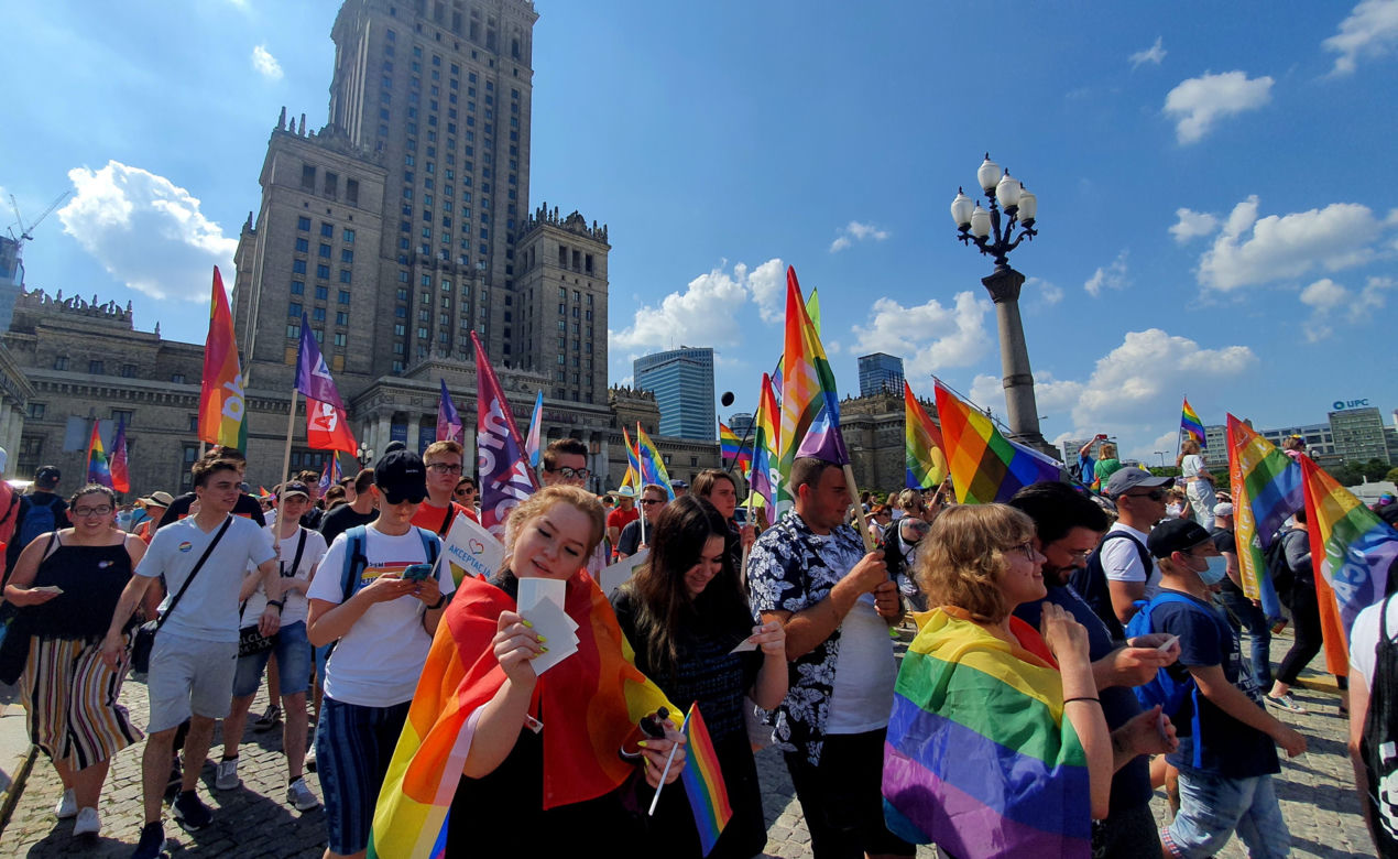 Kiedy Parada Równości 2022 w Warszawie? Znamy datę! Jaką trasą przejdzie marsz równości?