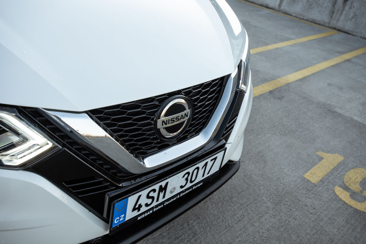 Nissan Qashqai 1.3 DIG-T 160 KM AT Tekna+