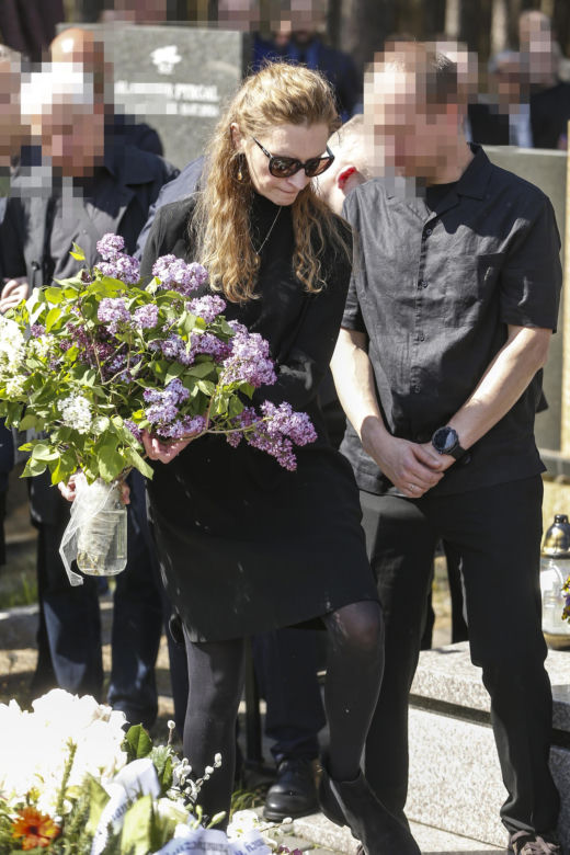 Agata Buzek na pogrzebie