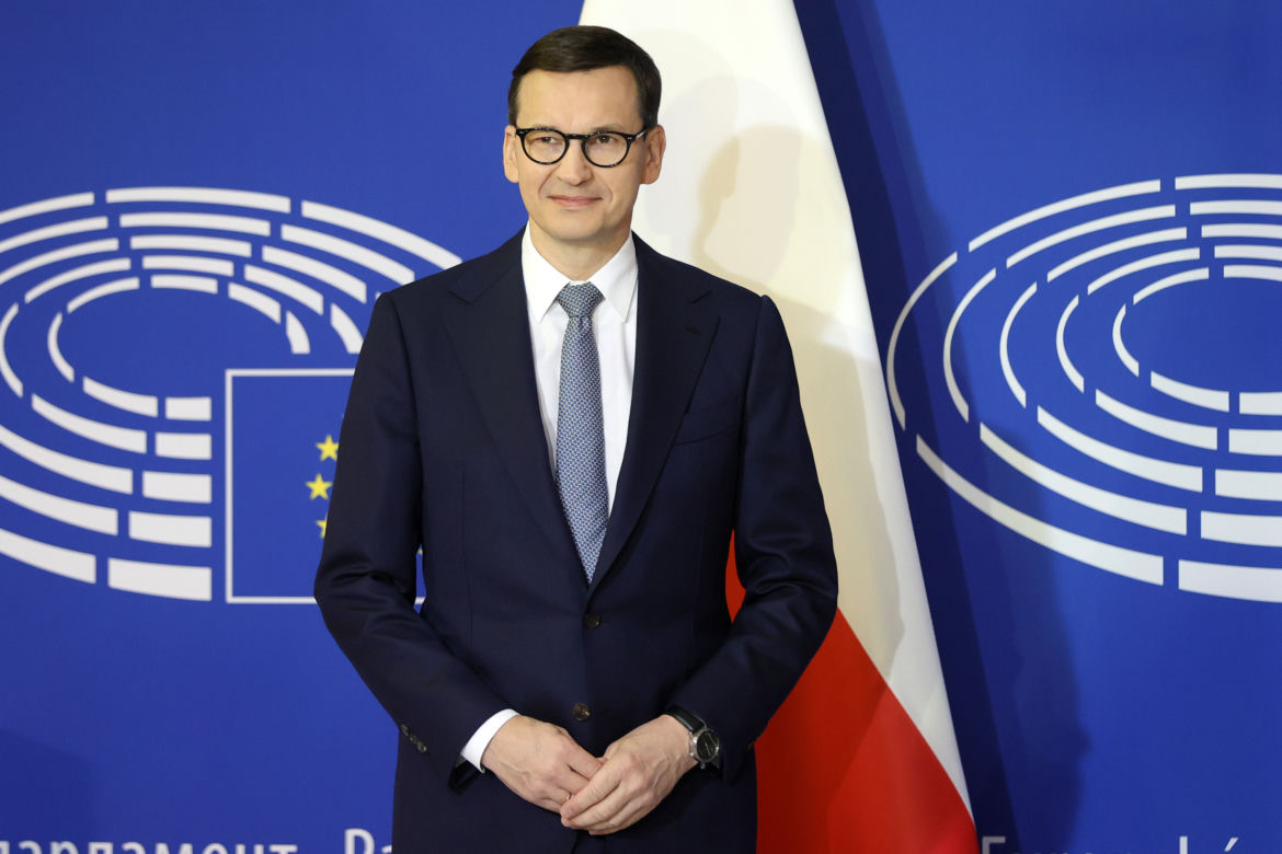 Mateusz Morawiecki na granicy z Białorusią