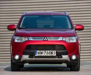 Mitsubishi Outlander 2014 - odświeżony SUV z Japonii już w salonach