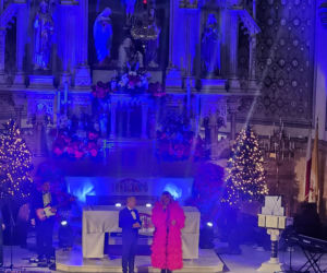 Wielkie Kolędowanie z gwiazdami na Greenpoincie