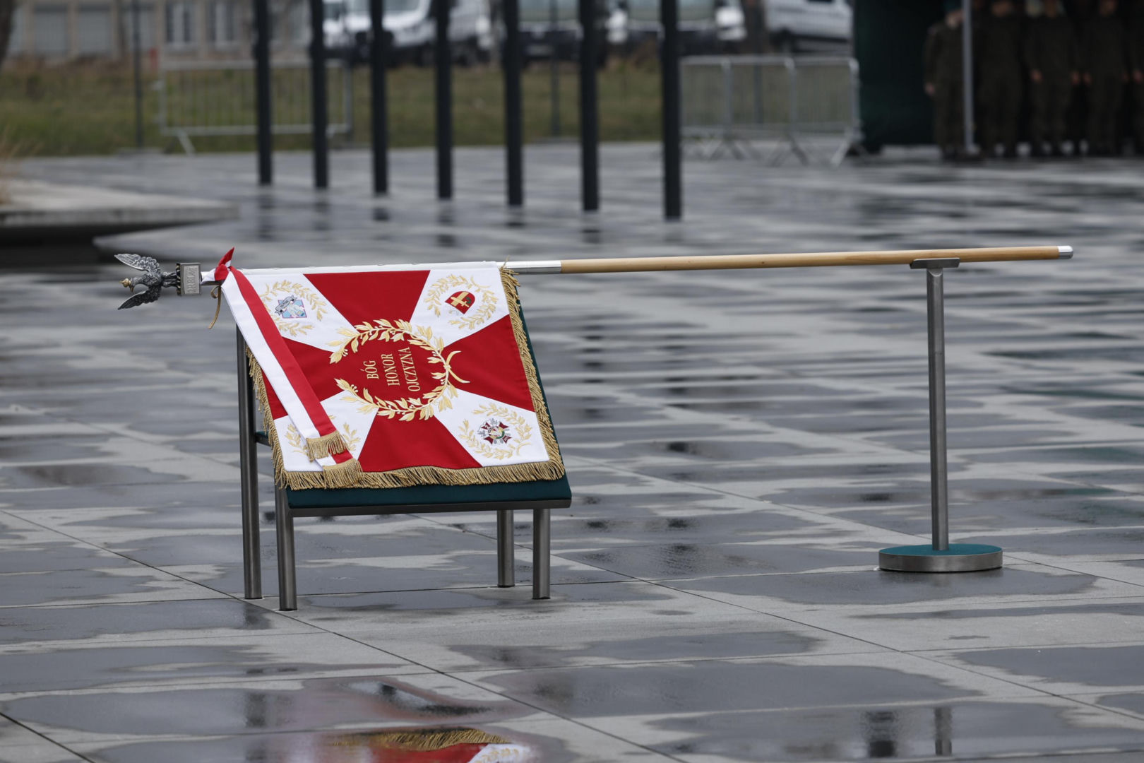 Regionalna Baza Logistyczna otrzymała sztandar wojskowy